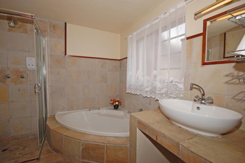 Hoopoe Haven Guest House Chartwell Экстерьер фото